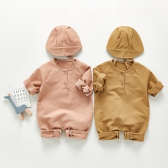 2-piece solid loose version long sleeve romper with hat for boys & girls in autumn wholesale