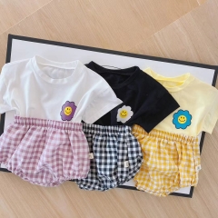 New Style Toddler Girl Clothes Set Flower Top Grid Shorts 2 pcs Infant Baby Clothing Wholesale