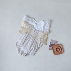 Baby Girl Solid Square Collar Lace Short-sleeved Onesies Wholesale