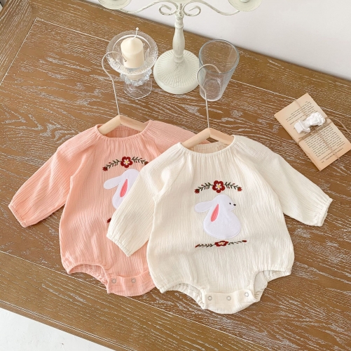 2022 Baby Girl Rabbit Pattern Front Round Collar Long-sleeved Onesies Wholesale