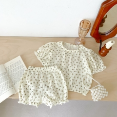 Infant Baby Girls Round Collar Floral Print Short-sleeved Top Combo Short Pants In Sets Wholesale