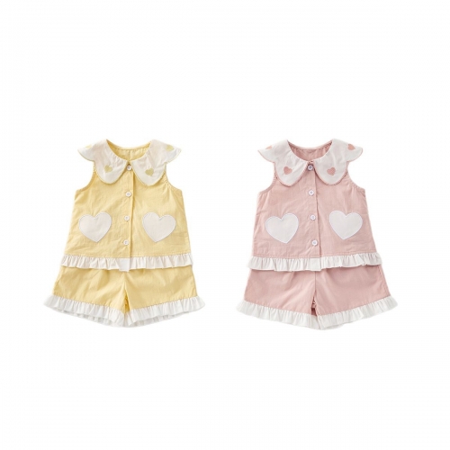 2025 Summer Infant Baby Girls Sleeveless Heart Pattern Top With Bloomers Sets Wholesale