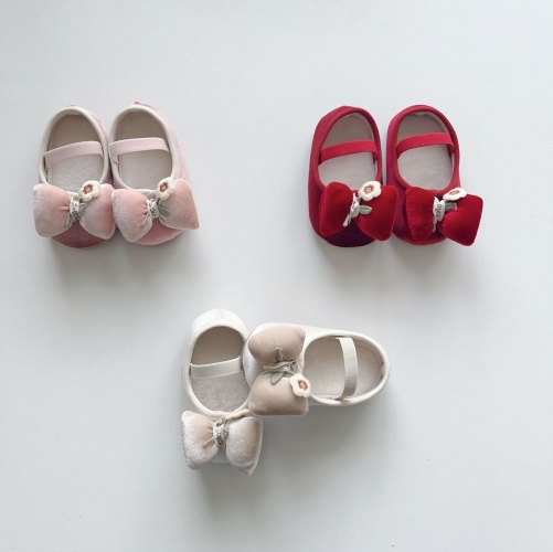 2025 Autumn New Arrival Infant Baby Girls Cute Butterfly-bow Decorated Slip-resistant Toddler Shoes Wholesale