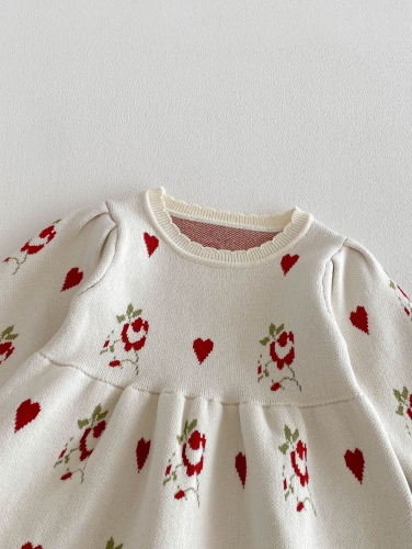 Spring and Autumn Infant Baby Girls Flowers and Hearts Pattern Long Sleeves One Piece Knitted Dress Wholesale