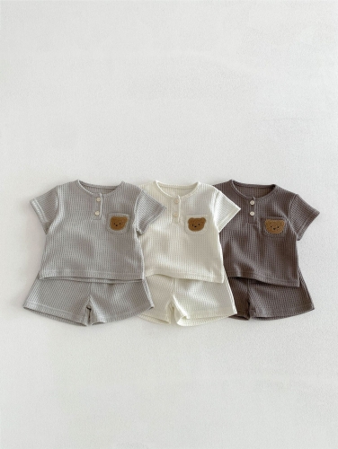 2026 Summer Infant Baby Kids Unisex Short Sleeves Teddy Bear Pattern Waffle Grid Top with Shorts Sets Wholesale 2026 Summer Infant Baby Kids Unisex Short Sleeves Teddy Bear Pattern Waffle Grid Top with Shorts Sets Wholesale