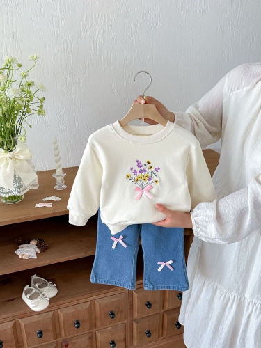 Autumn Infant Baby Kids Girls Long Sleeves Flowers Pattern Pullover and Denim Jeans Clothing Sets Wholesale