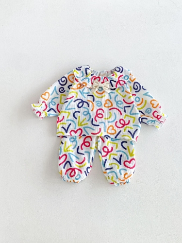 Autumn Infant Baby Kids Long Sleeves Geometric Pattern Top and Pants Pajamas Clothing Sets Wholesale