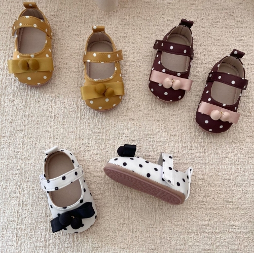 2026 Autumn New Arrival Infant Baby Girls Cute Butterfly-bow Decorated Slip-resistant Toddler Shoes Wholesale 2026 Autumn New Arrival Infant Baby Girls Cute Butterfly-bow Decorated Slip-resistant Toddler Shoes Wholesale