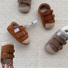 2026 Unisex Baby Soft Sole Learning Shoes for Spring and Autumn Faux Suede Velcro Strap Non Slip Loafers Rounded Toe Baby Walking Shoes Wholesale