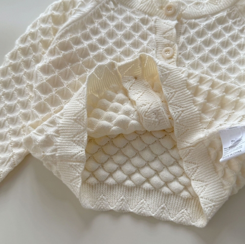 New Arrival Spring and Autumn Infant Baby Kids Girls Hollow-out Geometric Pattern Long Sleeves Knitted Cardigan Wholesale